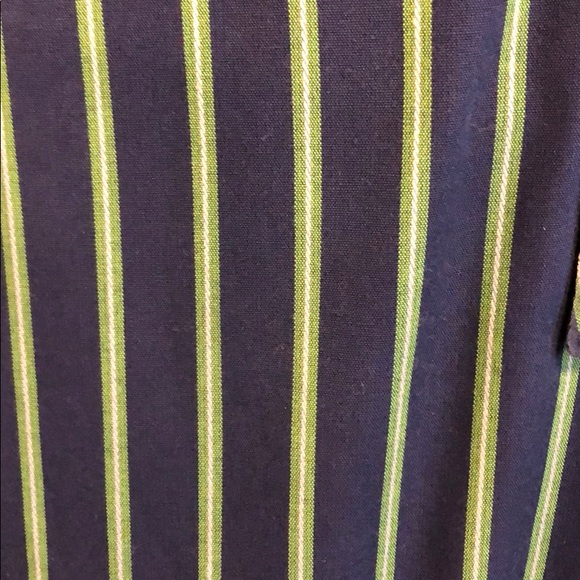 Gap fitted button down - Picture 3 of 3